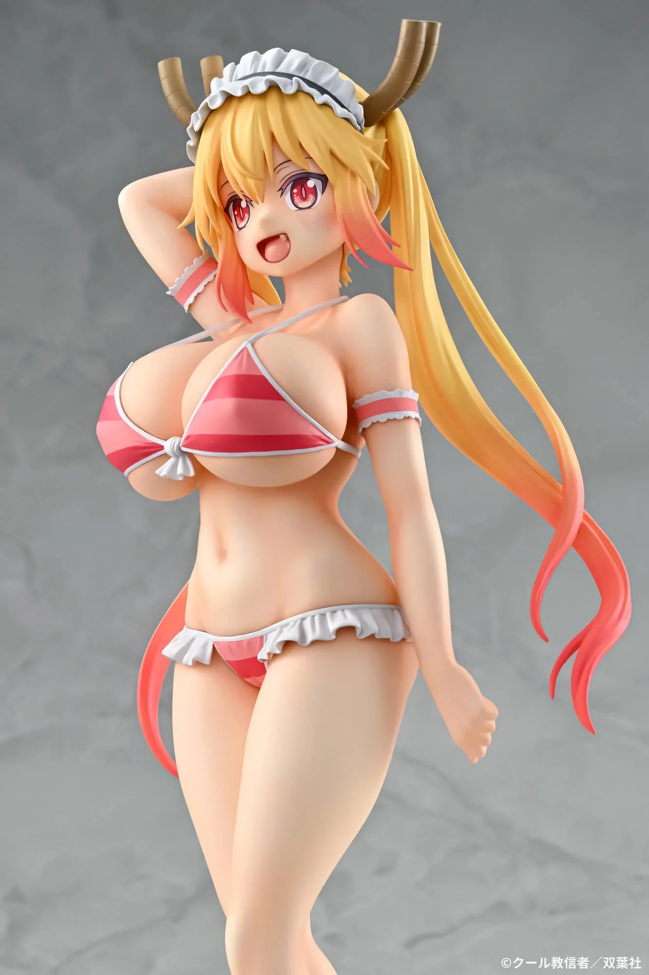 Q Six Scale Figure: Miss Kobayashis Dragon Maid - Tohru Bikini Style Escala 1/7 Preventa