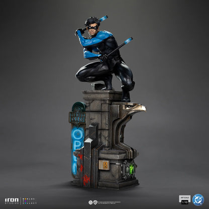 IRON Studios: DC Comics - Nightwing Escala de Arte 1/10 Preventa