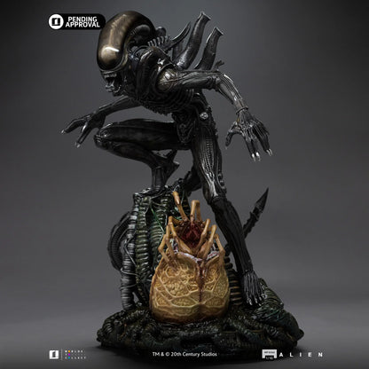 IRON Studios: Alien 1979 - Alien Big Chap Escala De Arte 1/10 Preventa