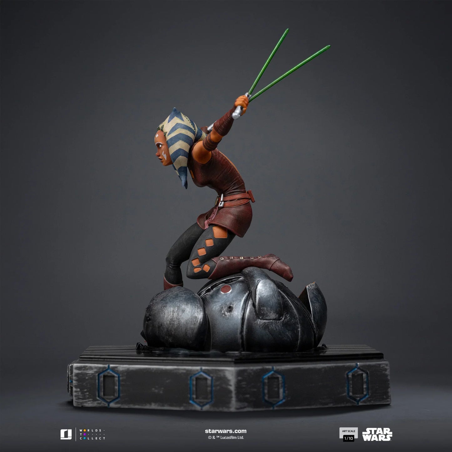 IRON Studios: Star Wars Clone Wars - Ahsoka Tano Escala De Arte 1/10 Preventa