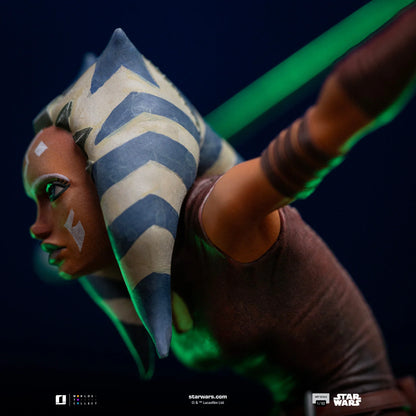 IRON Studios: Star Wars Clone Wars - Ahsoka Tano Escala De Arte 1/10 Preventa