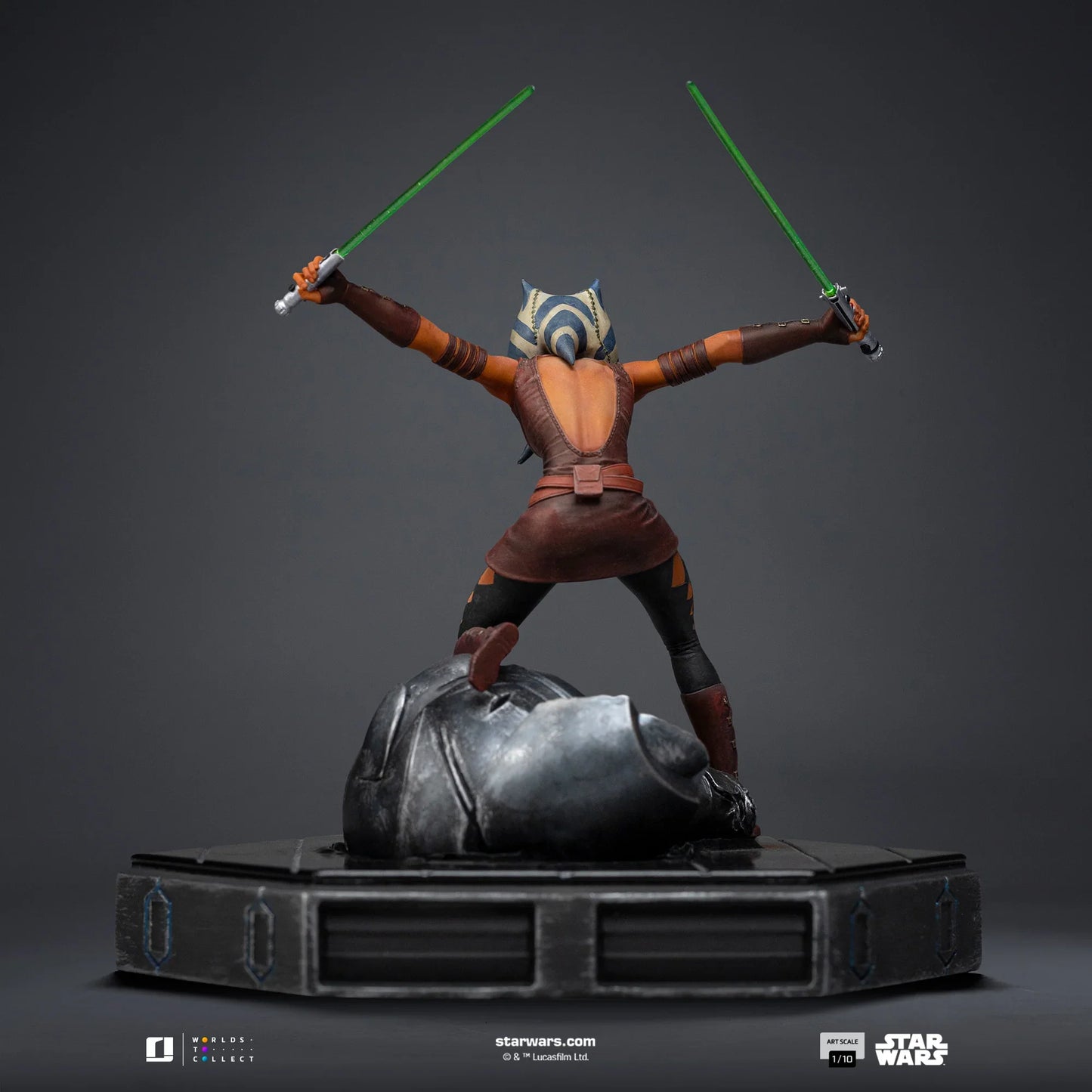 IRON Studios: Star Wars Clone Wars - Ahsoka Tano Escala De Arte 1/10 Preventa
