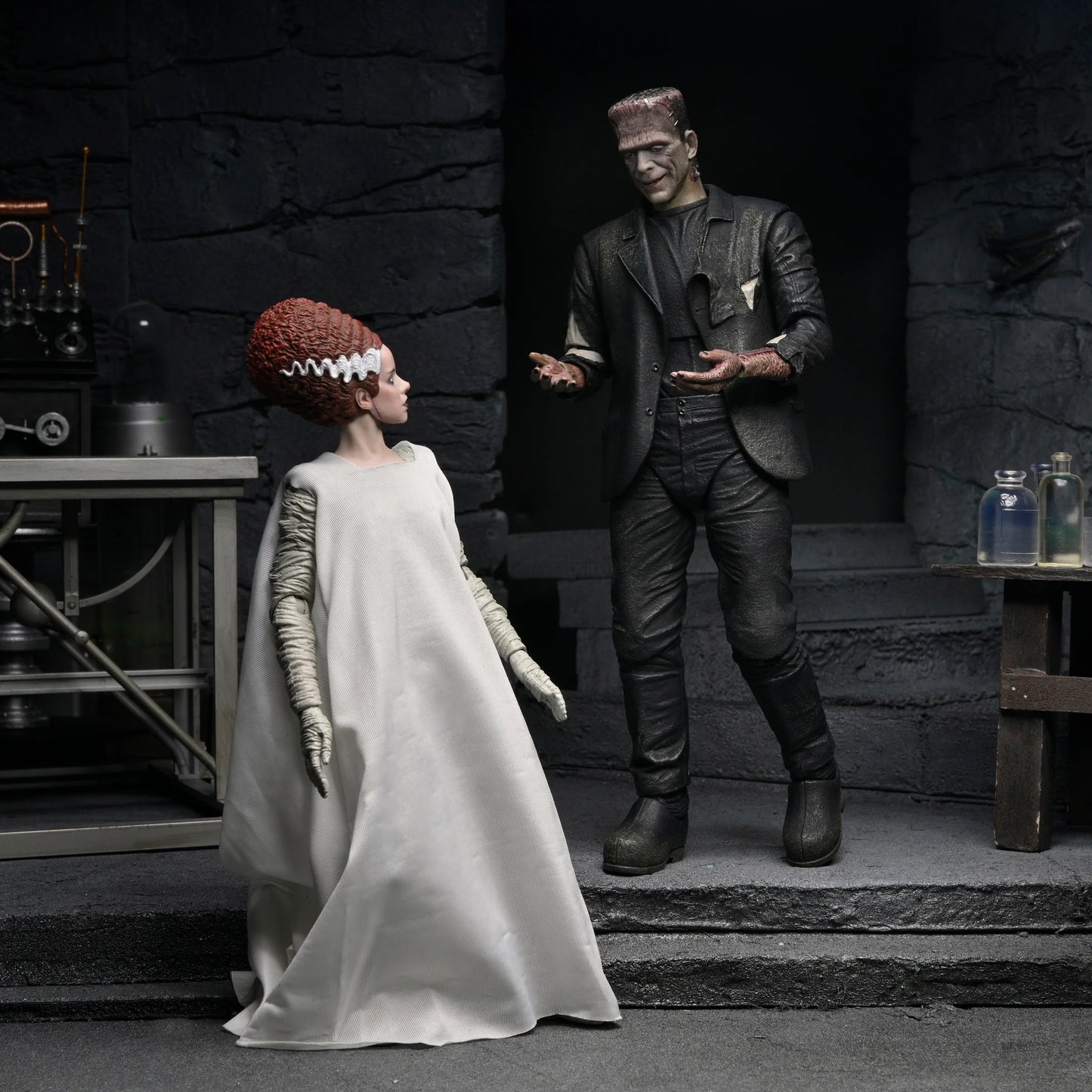 NECA Figura de Accion: La novia de Frankenstein - The Monster and His Mate 2 Pack 7 Pulgadas Preventa