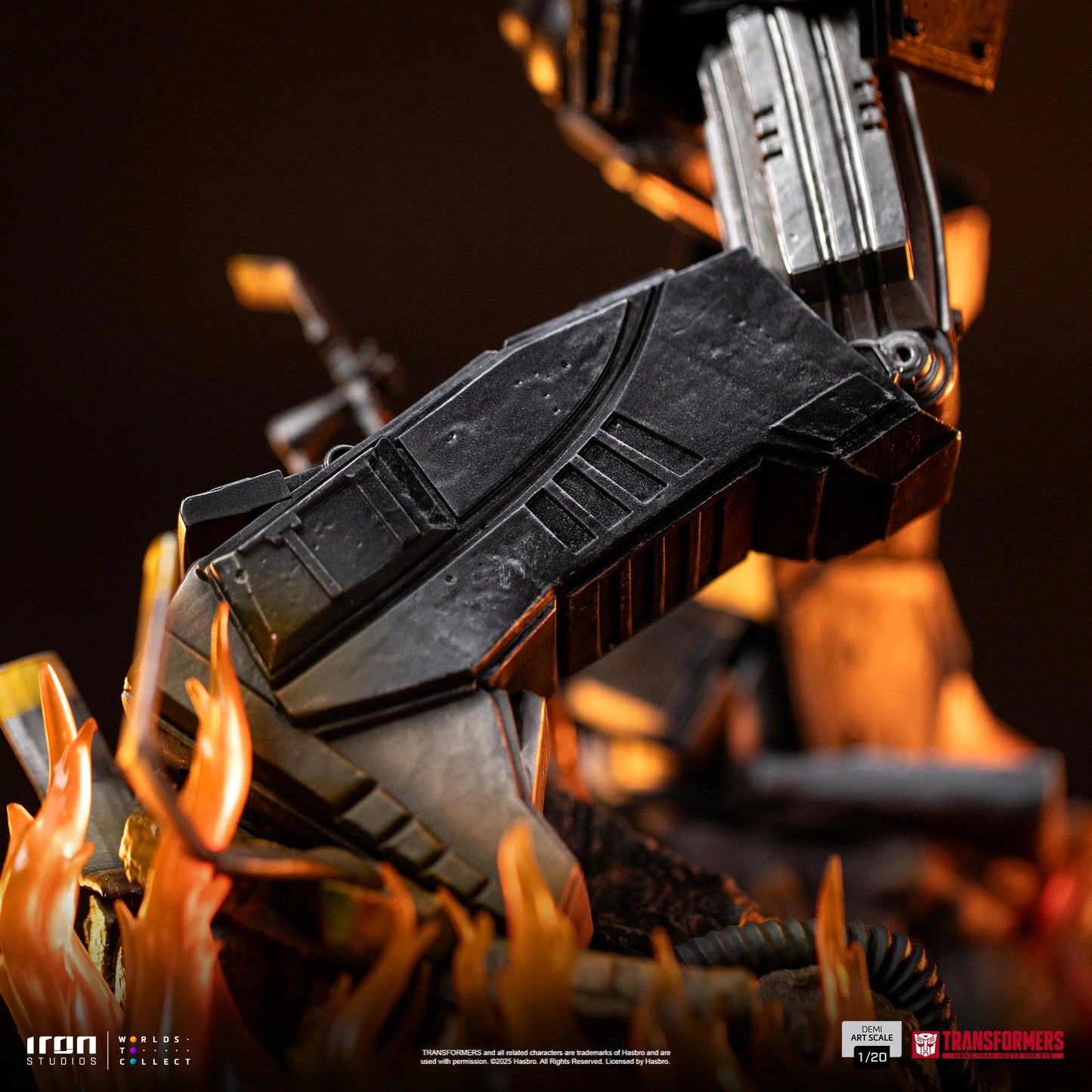 IRON Studios: Transformers - Megatron Demi Escala De Arte 1/20 Preventa