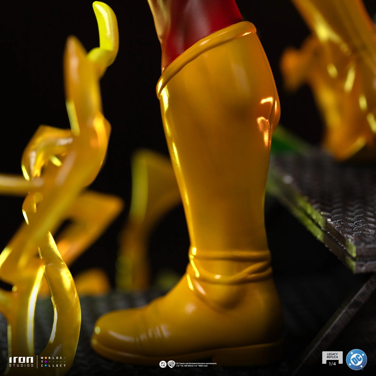 IRON Studios: DC Comics - The Flash Lecacy Replica Escala de Arte 1/4 Preventa