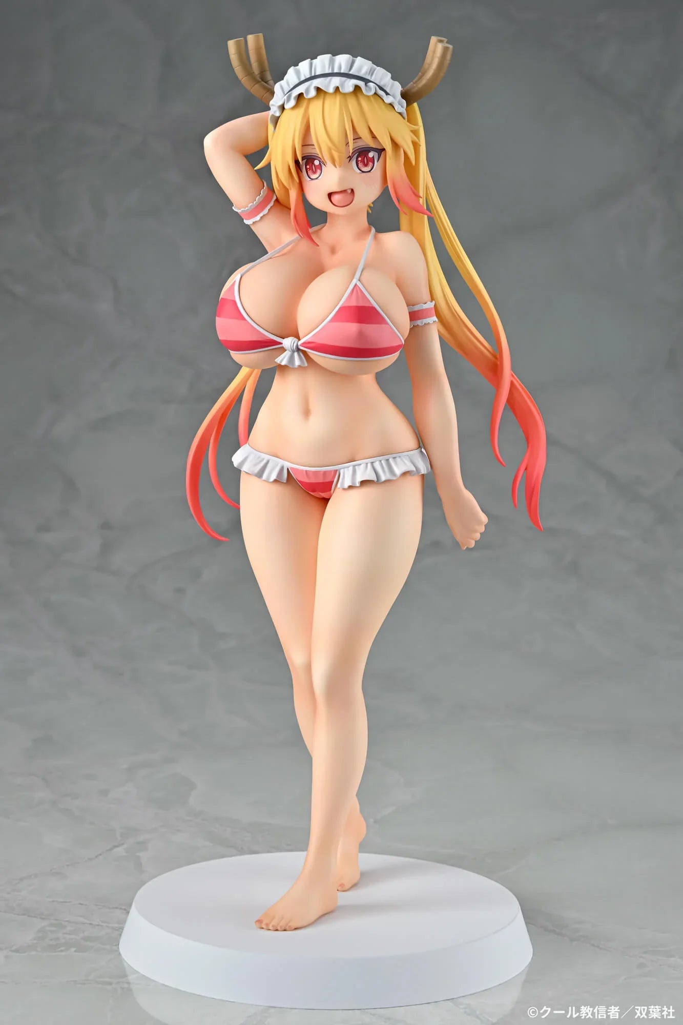 Q Six Scale Figure: Miss Kobayashis Dragon Maid - Tohru Bikini Style Escala 1/7 Preventa