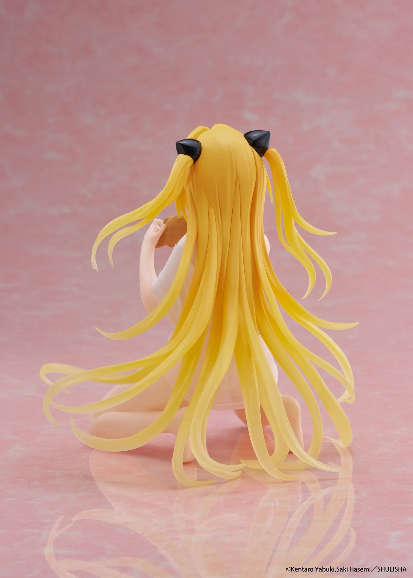 Taito Figures Desktop Cute: To Love Ru Darkness - Golden Darkness Roomwear Preventa