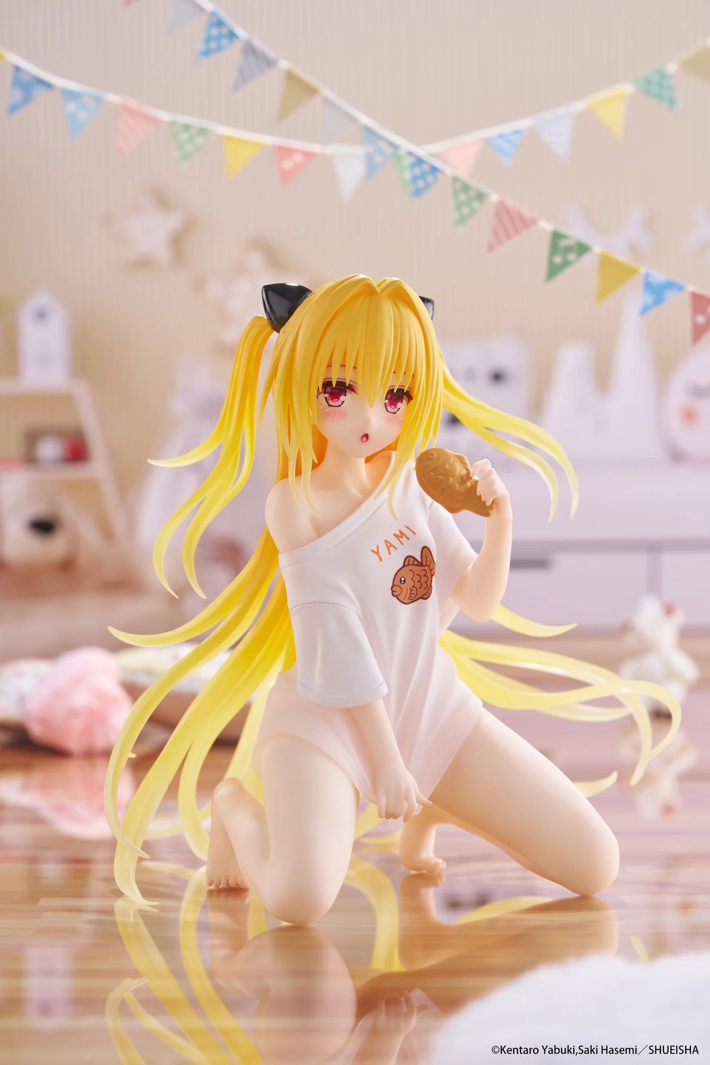 Taito Figures Desktop Cute: To Love Ru Darkness - Golden Darkness Roomwear Preventa