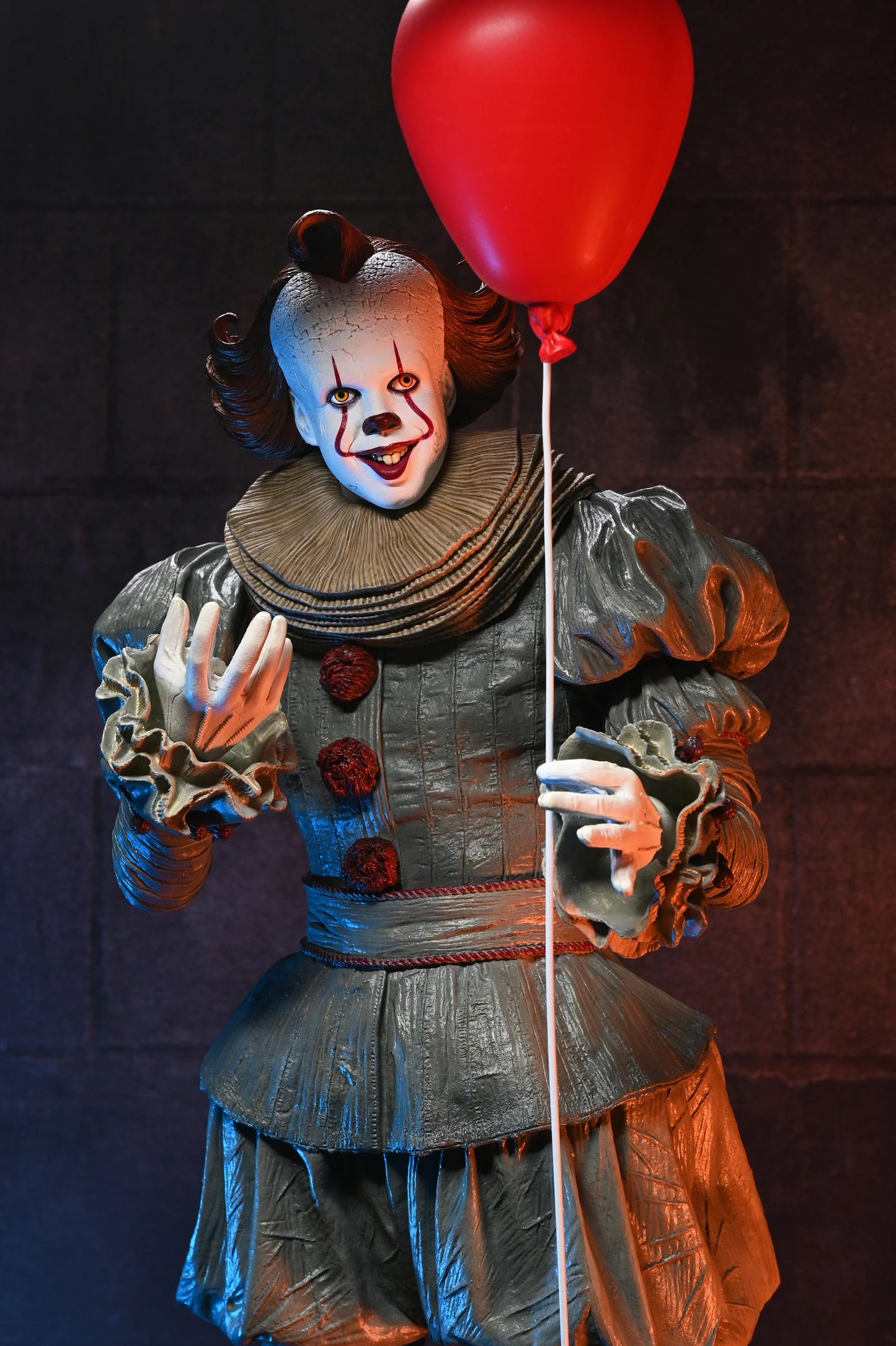 NECA Figura de Accion: Welcome to Derry - Pennywise Escala 1/4 Preventa
