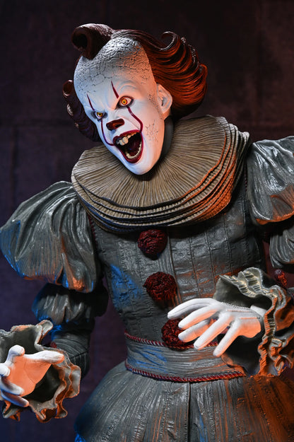 NECA Figura de Accion: Welcome to Derry - Pennywise Escala 1/4 Preventa