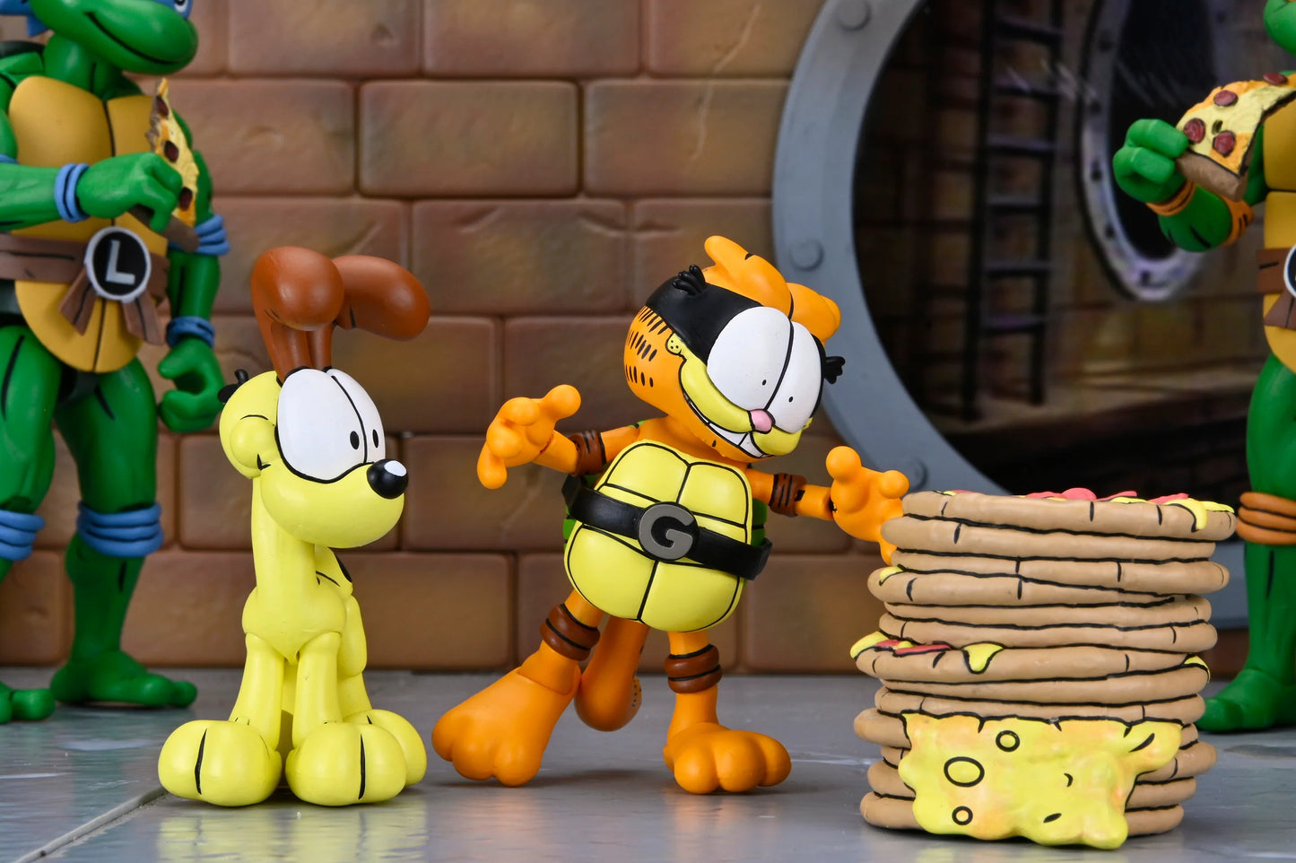 NECA Figura de Accion Ultimate: TMNT Archie Comics x Garfield - Garfello y Odie 7 Pulgadas Preventa