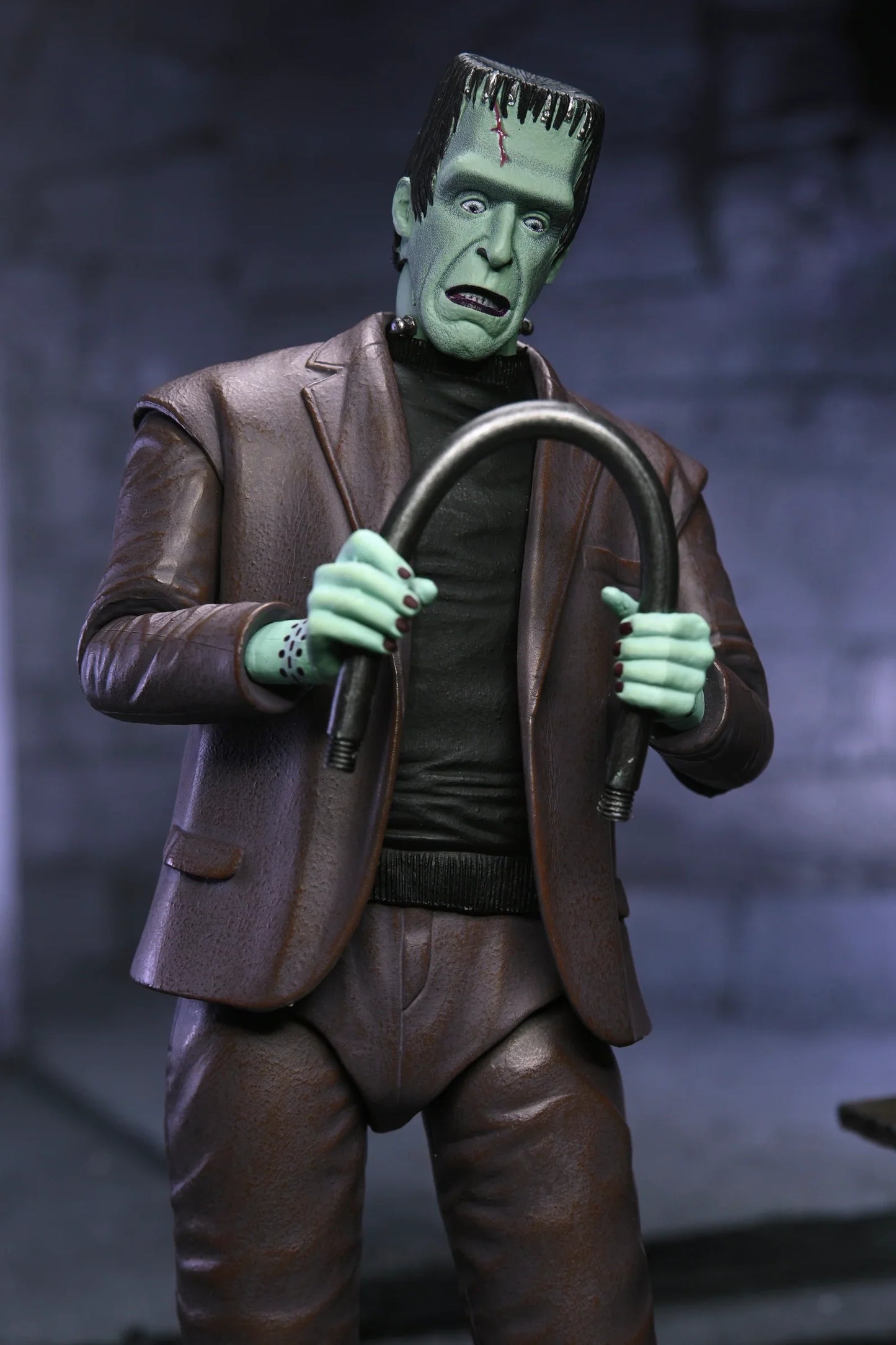 NECA Figura de Accion Ultimate: La Familia Monster - Herman Munster 7 Pulgadas Preventa