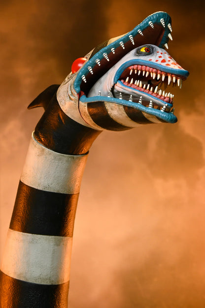 NECA Figura de Accion Ultimate: Beetlejuice - Matador Beetlejuice y Sandworm 7 Pulgadas 2 Pack Preventa