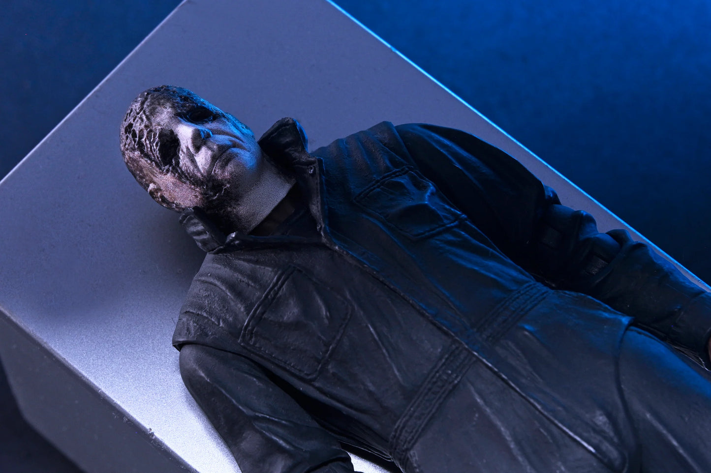 NECA Figura de Accion Ultimate: Halloween Resurrection - Michael Myers 7 Pulgadas Preventa