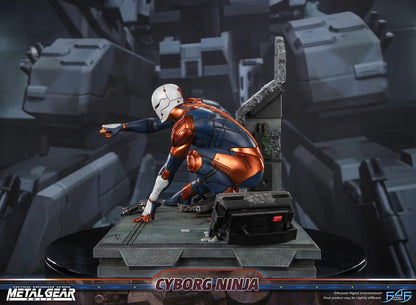 First 4 Figures: Metal Gear Solid - Cyborg Ninja Gray Fox 16 Pulgadas Preventa
