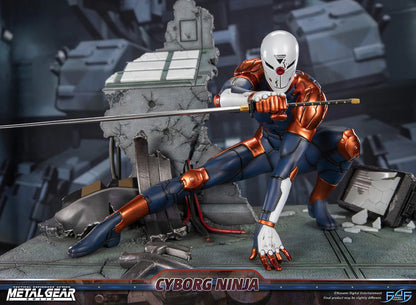 First 4 Figures: Metal Gear Solid - Cyborg Ninja Gray Fox 16 Pulgadas Preventa