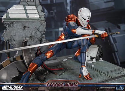 First 4 Figures: Metal Gear Solid - Cyborg Ninja Gray Fox 16 Pulgadas Preventa