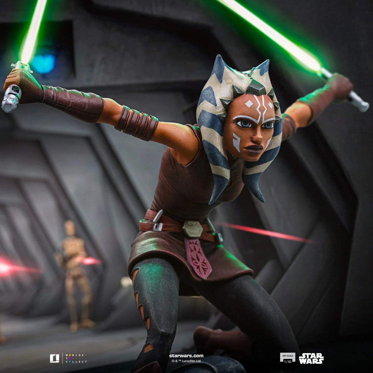 IRON Studios: Star Wars Clone Wars - Ahsoka Tano Escala De Arte 1/10 Preventa