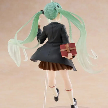 Taito  Hatsune Miku Fashion Series Preppy Ver