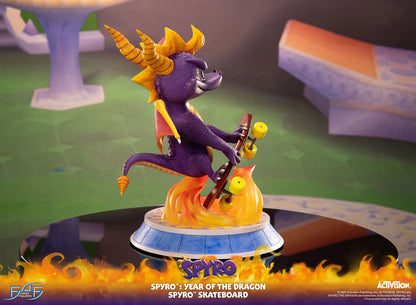 First 4 Figures: Spyro Year of the Dragon - Spyro Skateboard 13 Pulgadas Preventa