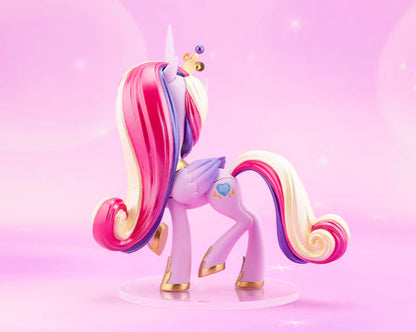 Kotobukiya Bishoujo: My Little Pony - Princesa Cadance Escala 1/7 Preventa