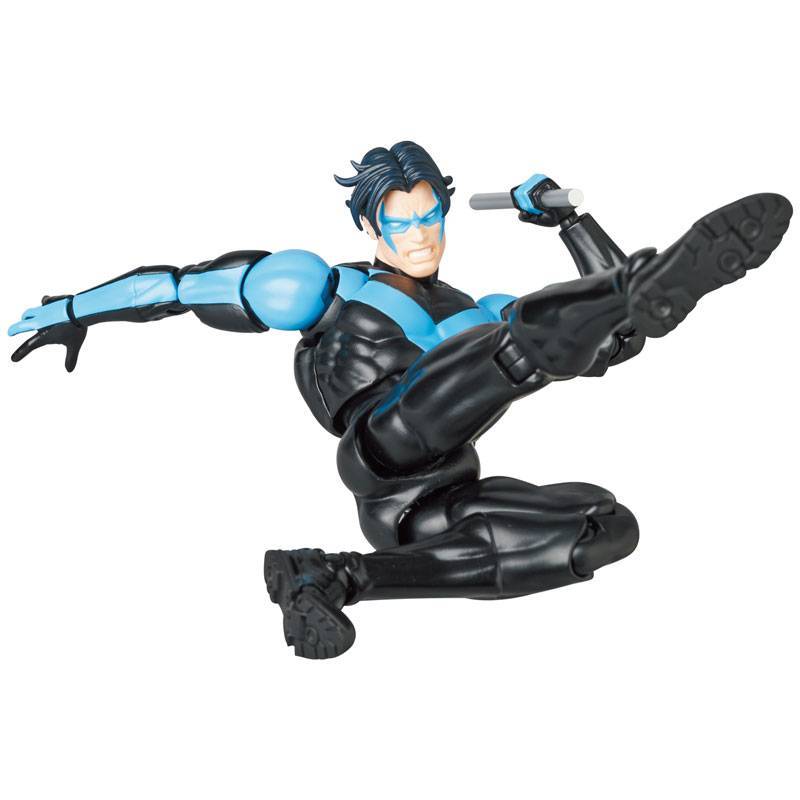 Medicom Toy Mafex: Dc Comics Batman Hush - Nightwing Preventa