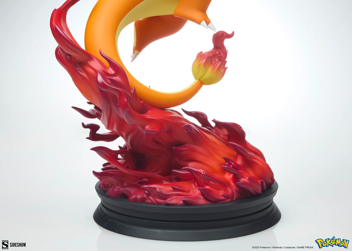 Sideshow Statues: Pokemon - Charizard 18 Pulgadas Preventa