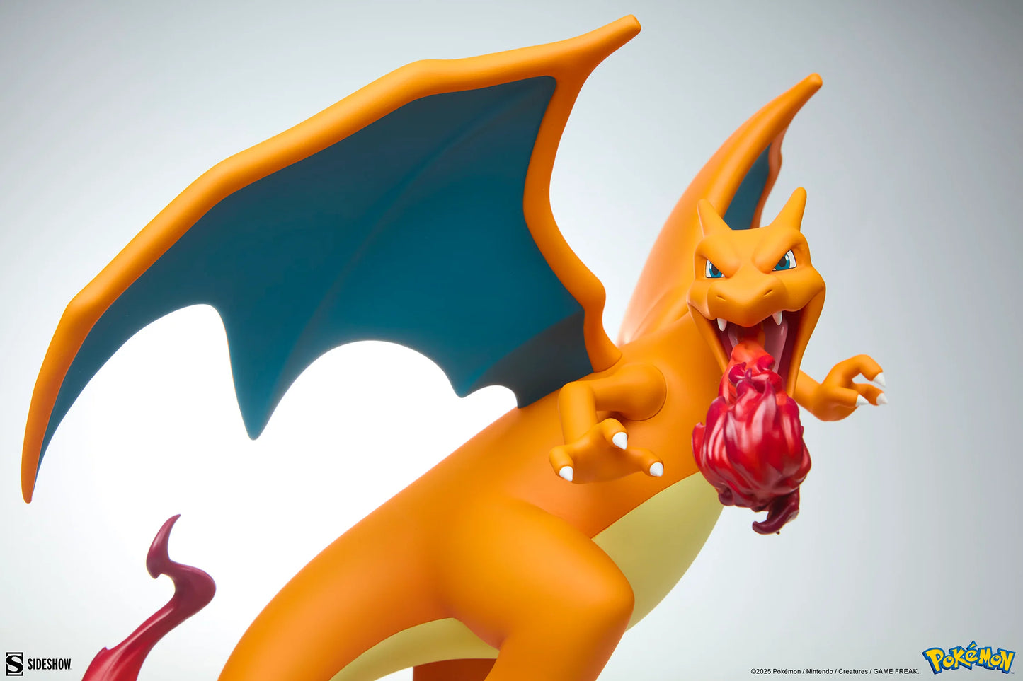 Sideshow Statues: Pokemon - Charizard 18 Pulgadas Preventa